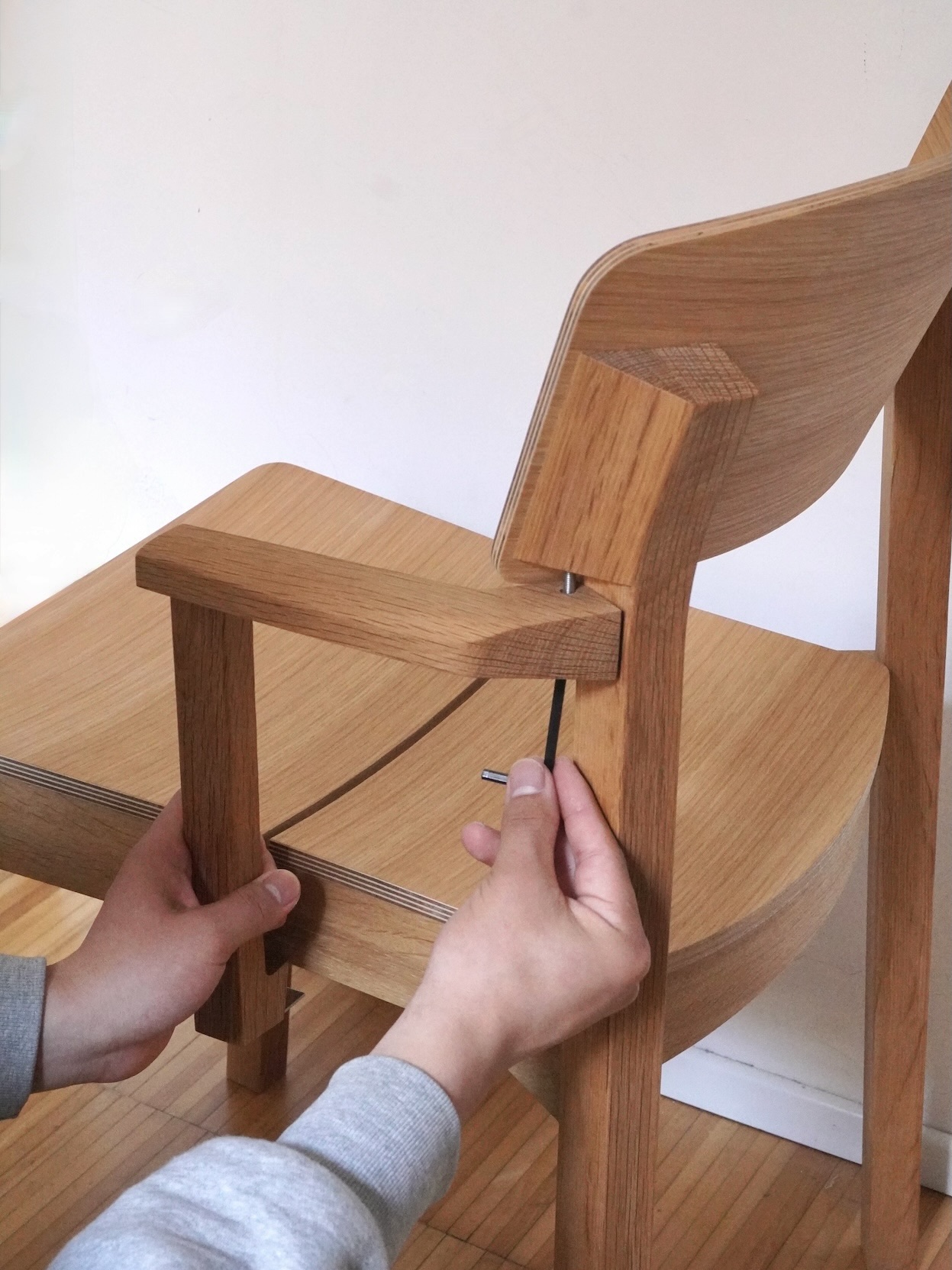 CHAIR AS